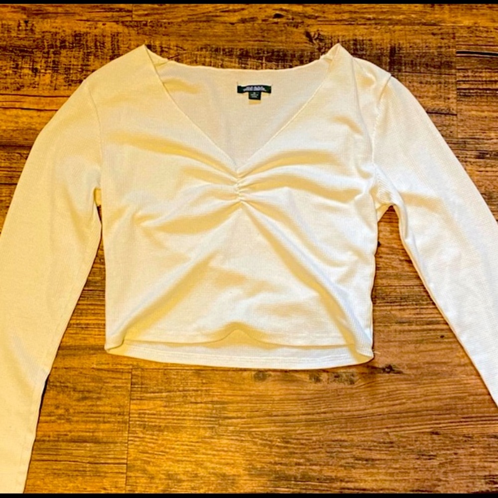 Cream long sleeve shirt with cinched middle!